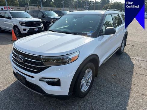 Certified 2023 Ford Explorer XLT w/ Equipment Group 202A AWD/4WD image 1