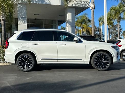 New 2026 Volvo XC90 B6 Plus w/ Protection Package Premier image 6