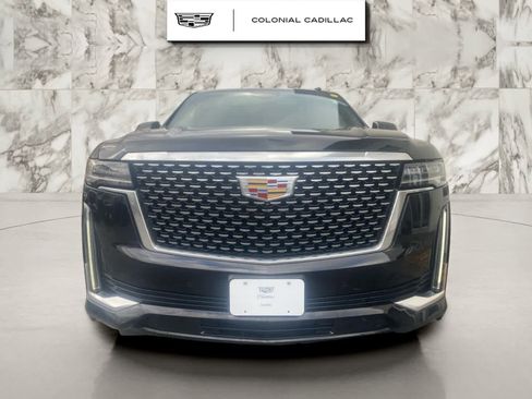 Used 2021 Cadillac Escalade ESV Premium Luxury image 2