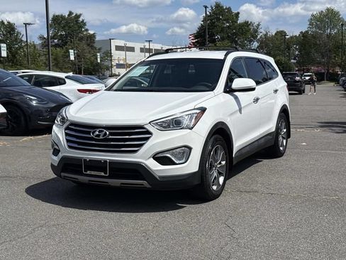 Used 2015 Hyundai Santa Fe GLS FWD image 5