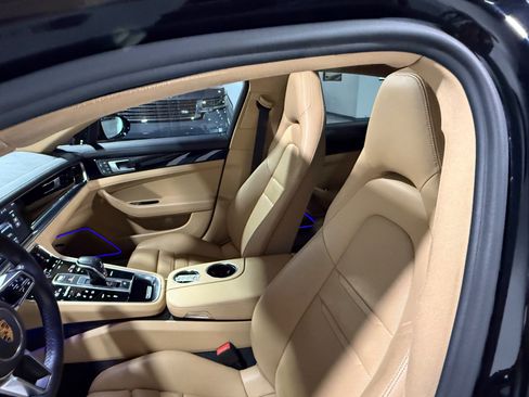 Used 2018 Porsche Panamera 4S AWD/4WD image 21
