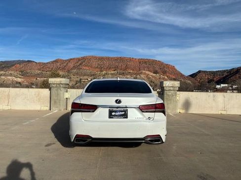Used 2018 Lexus LS 500 w/ Interior Upgrade Package image 7