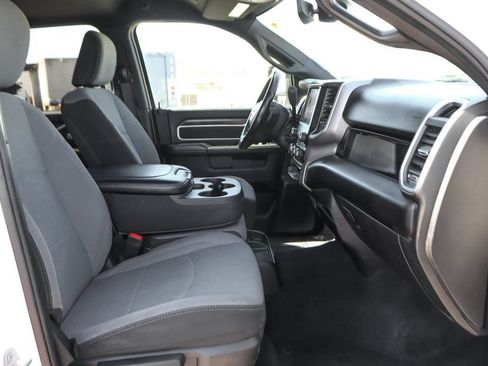 Used 2024 RAM 3500 Big Horn AWD/4WD image 42