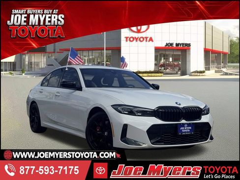 Used 2026 BMW 330i Sedan w/ M Sport Package RWD image 1