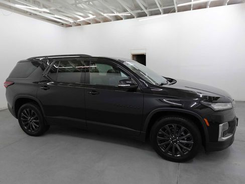 Used 2023 Chevrolet Traverse RS AWD/4WD image 4