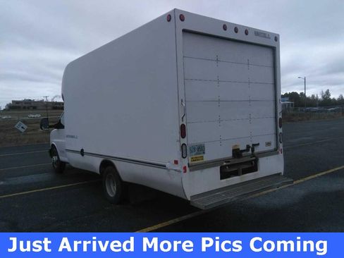 Used 2015 Chevrolet Express 3500 Extended w/ Smoker's Package image 2