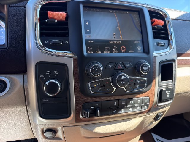 Used 2015 RAM 2500 Laramie w/ Convenience Group AWD/4WD image 18