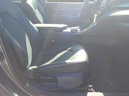 Used 2021 Toyota Camry SE image 13