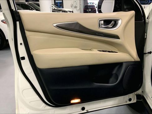 Used 2020 INFINITI QX60 Luxe w/ Essential Package image 20