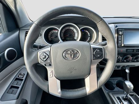 Used 2014 Toyota Tacoma 4x4 Double Cab image 12