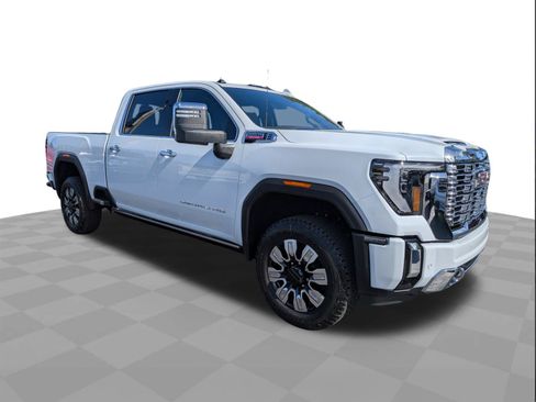 New 2026 GMC Sierra 2500 Denali w/ Denali Reserve Package AWD/4WD image 2