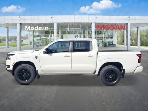 New 2026 Nissan Frontier SV w/ SV Convenience Package AWD/4WD image 3