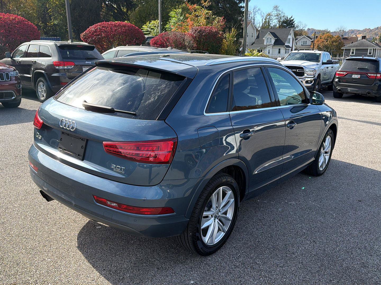 Used 2018 Audi Q3 2.0T Premium Plus w/ Premium Plus Package AWD/4WD image 19
