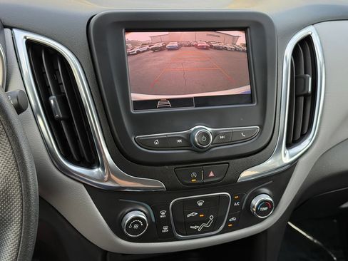 Used 2022 Chevrolet Equinox LT FWD image 31