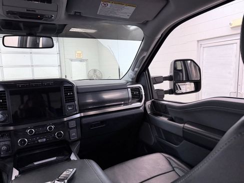 Used 2024 Ford F250 Lariat w/ Lariat Ultimate Package AWD/4WD image 33