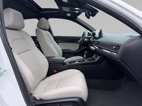 Used 2023 Honda Civic Sport Touring image 18