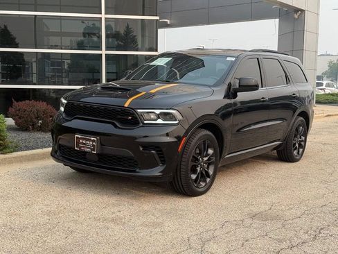 Used 2023 Dodge Durango R/T w/ Hemi Orange Plus Package AWD/4WD image 7