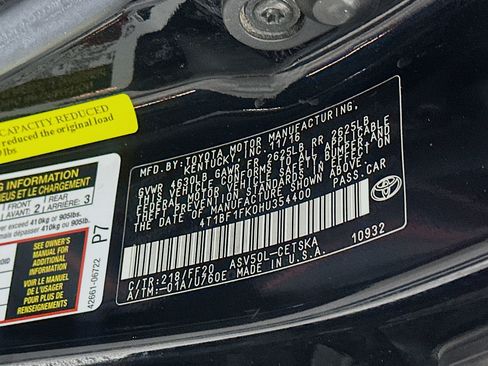 Used 2017 Toyota Camry SE FWD image 12