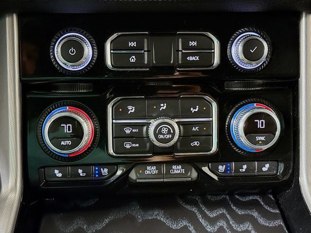 Used 2022 GMC Yukon Denali AWD/4WD image 16