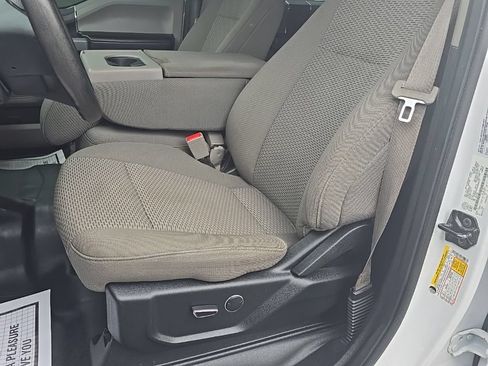Used 2018 Ford F150 XLT AWD/4WD image 18