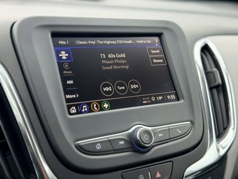 Used 2023 Chevrolet Equinox LT image 13