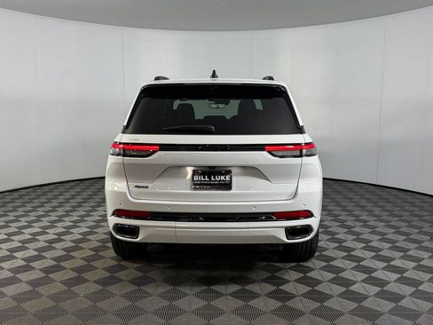 Used 2025 Jeep Grand Cherokee Limited 4xe AWD/4WD image 9