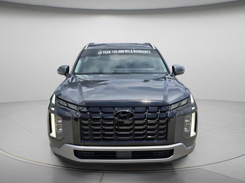 Used 2023 Hyundai Palisade SEL FWD image 4