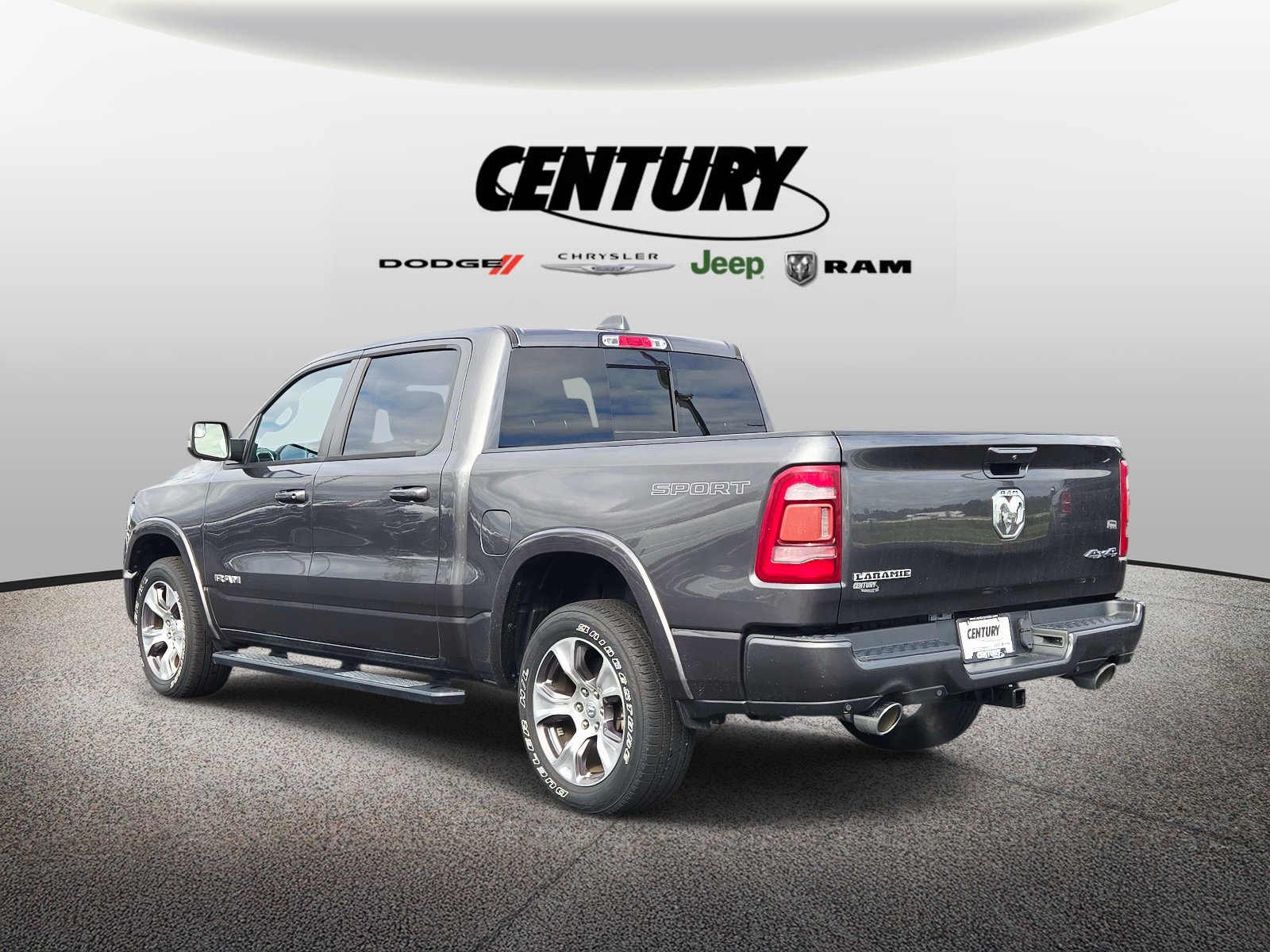 Used 2020 RAM 1500 Laramie w/ Sport Appearance Package AWD/4WD image 6