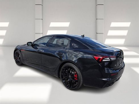 Used 2023 Maserati Ghibli Trofeo image 6