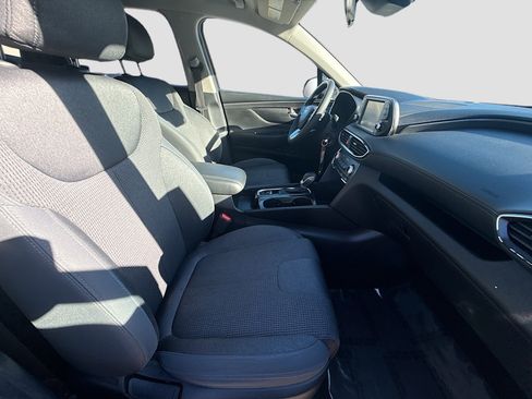 Used 2020 Hyundai Santa Fe SE image 28