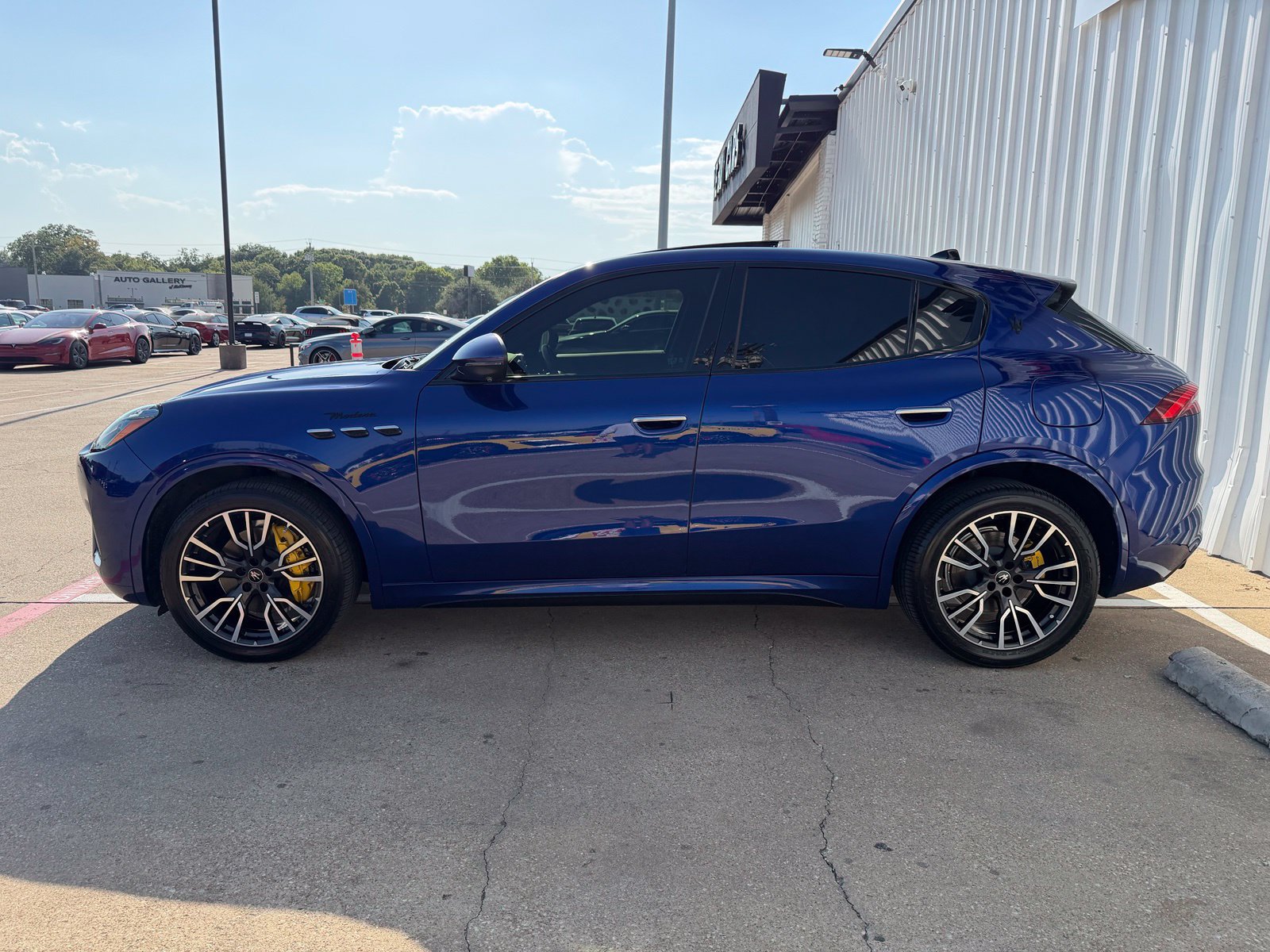 Used 2023 Maserati Grecale Modena AWD/4WD image 3