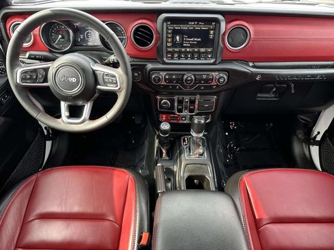 Used 2023 Jeep Wrangler Unlimited Rubicon 4xe AWD/4WD image 9