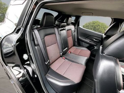 Certified 2025 Nissan Kicks SR FWD image 24