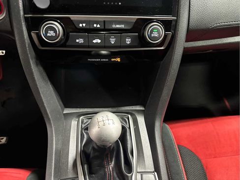 Used 2019 Honda Civic Type R image 19
