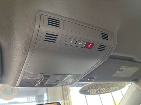 Used 2022 Volkswagen Taos S image 42