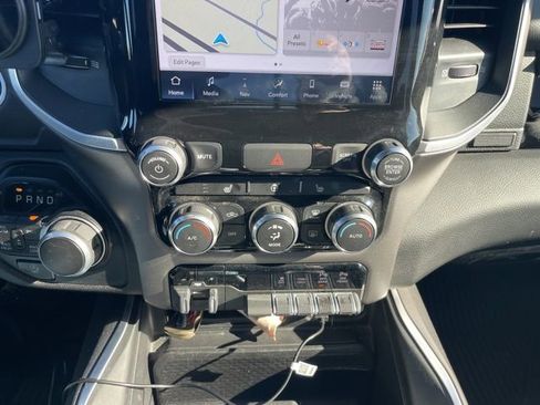Used 2022 RAM 1500 Big Horn image 12