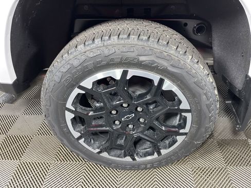 New 2026 Chevrolet Colorado Z71 w/ Z71 Convenience Package 2 image 17