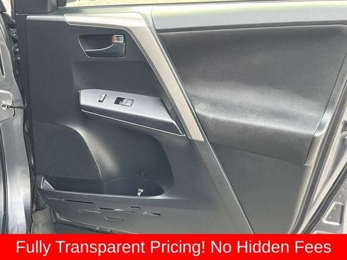 Used 2016 Toyota RAV4 LE FWD image 21