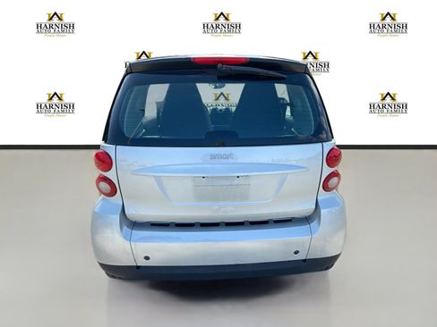 Used 2009 smart fortwo pure RWD image 4
