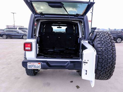 Used 2020 Jeep Wrangler Unlimited Sport AWD/4WD image 25