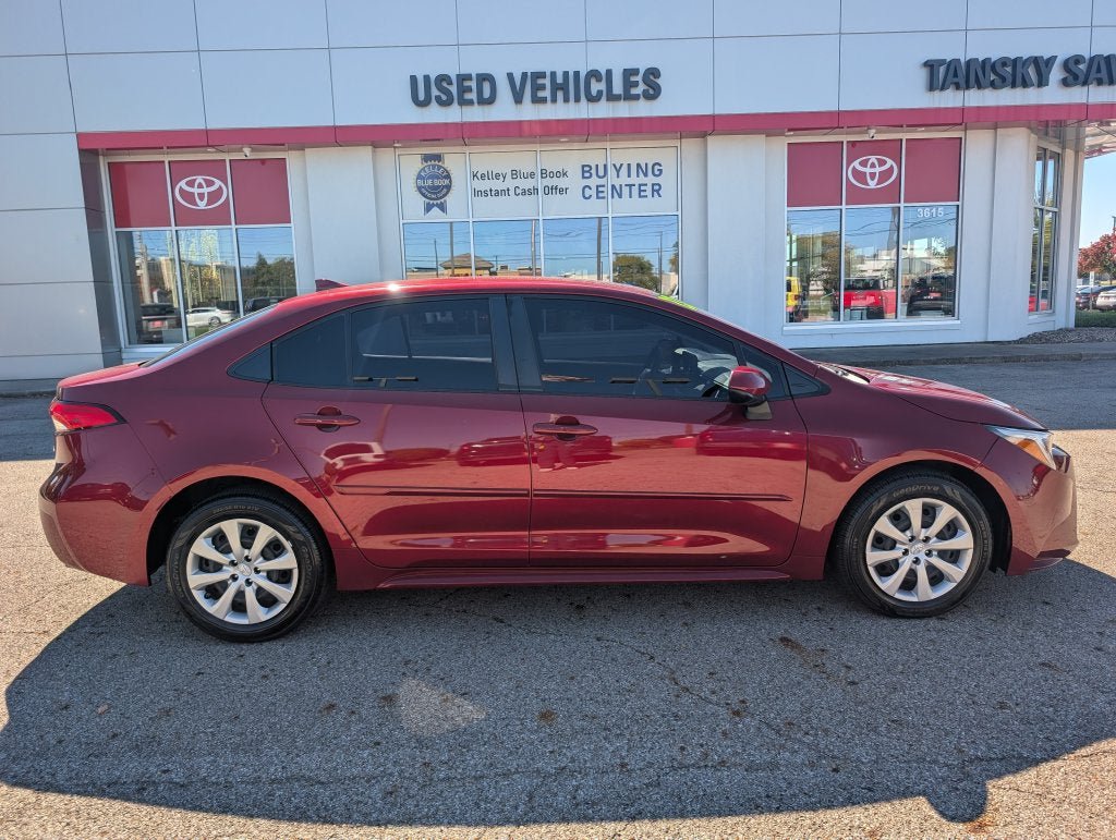 Certified 2023 Toyota Corolla LE FWD image 8