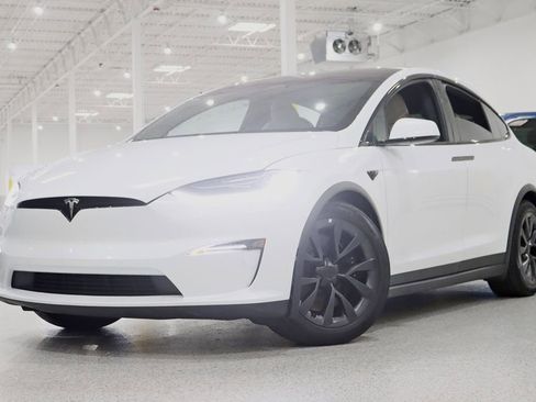 Used 2022 Tesla Model X AWD/4WD image 6