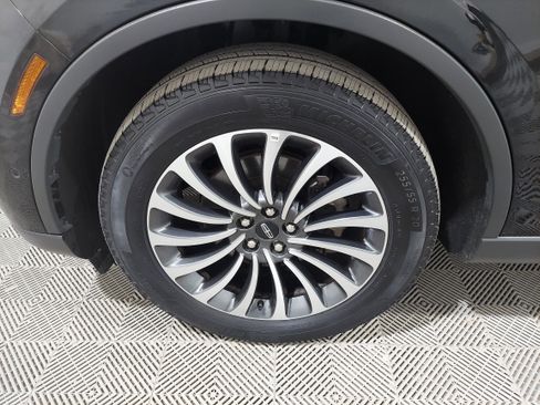 Used 2024 Lincoln Aviator Reserve image 5