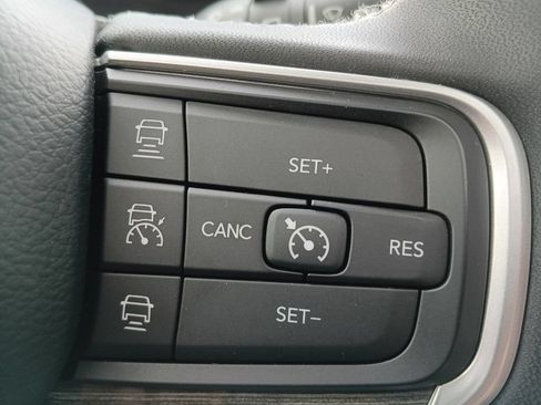 Used 2022 Jeep Wagoneer Series II w/ Premium Group I AWD/4WD image 15