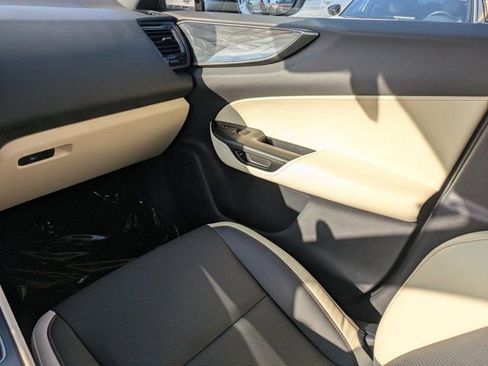 Used 2024 Lexus NX 250 FWD image 15