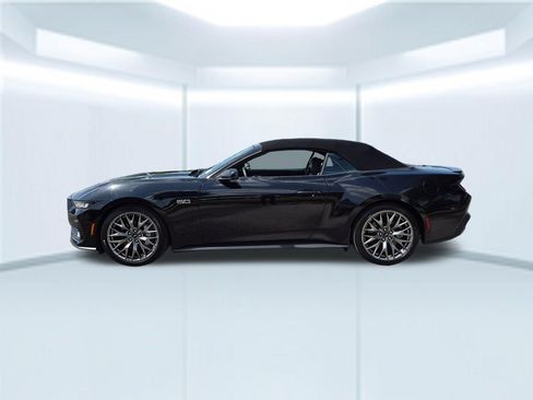 Used 2024 Ford Mustang GT Premium RWD image 2