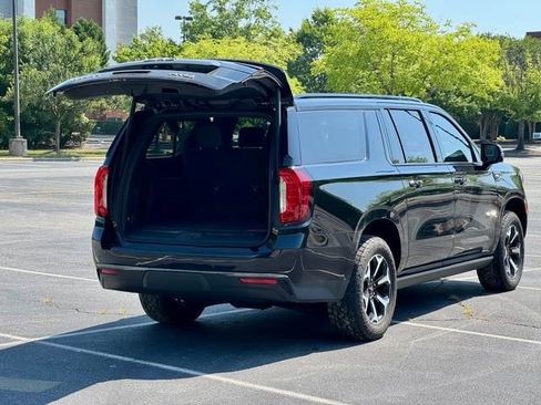 Used 2021 GMC Yukon XL AT4 w/ AT4 Premium Plus Package AWD/4WD image 16
