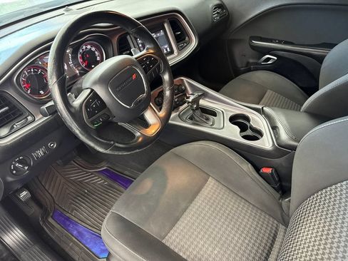 Used 2019 Dodge Challenger R/T RWD image 12