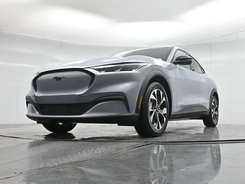 New 2026 Ford Mustang Mach-E Select RWD image 48