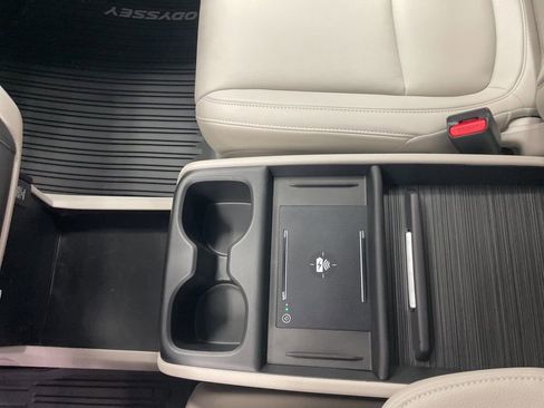 New 2026 Honda Odyssey EX-L image 15